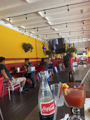 Carnitas y Mariscos Las Morelianas by null