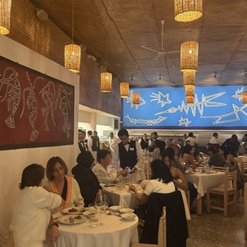 Contramar - Indoor dining - Seafood Near Me - Ciudad de México, DIF Contramar - Indoor dining - Seafood Near Me - Ciudad de México, DIF
