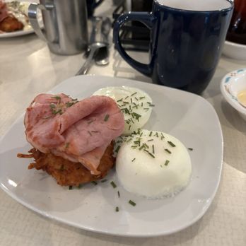 Farmer's Daughters' Diner - Marilla eggs! - American Near Me - Marilla, New York