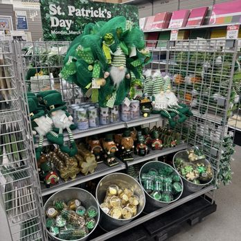 Michaels - St Patrick's day decor - Arts & Crafts Near Me - Lake Stevens, Washington Michaels - St Patrick's day decor - Arts & Crafts Near Me - Lake Stevens, Washington