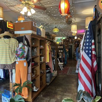 The Owl's Attic - Used, Vintage & Consignment Near Me - Orlando, Florida The Owl's Attic - Used, Vintage & Consignment Near Me - Orlando, Florida