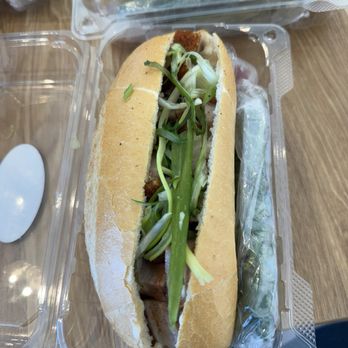 Bread Spot - Roasted Pork Sandwich - Bnh M Heo Quay - Vietnamese Near Me - Rosemead, California