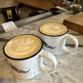 Le Champion - Latte - Coffee & Tea Near Me - Kansas City, Missouri