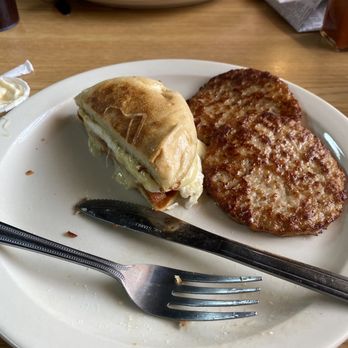 Andy’s Sunrise Diner - Bacon egg and Swiss on a Costanzo's roll with a side of sausage. I ate half the sandwich and one of the patties. - Diners Near Me - Buffalo, New York