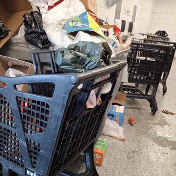 Meijer - Bottle return area filthy - Bakeries Near Me - Detroit, Michigan Meijer - Bottle return area filthy - Bakeries Near Me - Detroit, Michigan