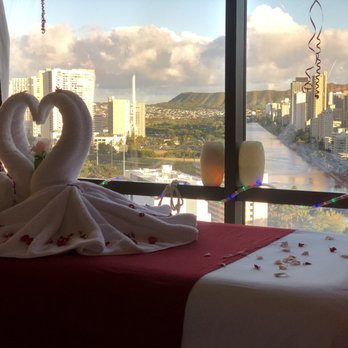 Jai Dee Thai Massage - Romantic decor and beautiful view of Diamond head - Massage Near Me - Honolulu, Hawaii Jai Dee Thai Massage - Romantic decor and beautiful view of Diamond head - Massage Near Me - Honolulu, Hawaii