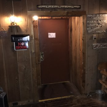 Belle's Chicken Dinner House - The dark portal to where goodness lies! - Chicken Wings Near Me - Abilene, Texas