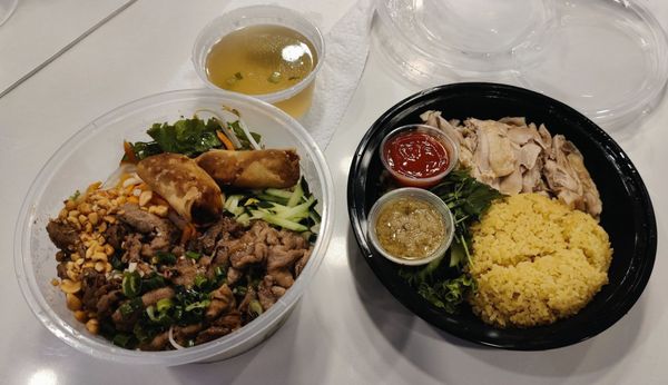 Lee’s Kitchen + Cocktails by null