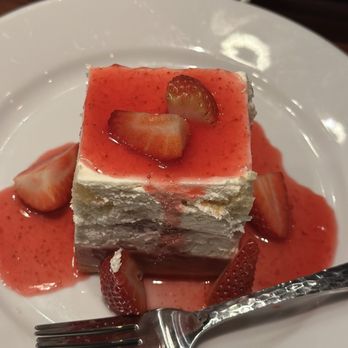 LongHorn Steakhouse - Strawberries & Cream Shortcake - Steakhouses Near Me - Mentor, Ohio LongHorn Steakhouse - Strawberries & Cream Shortcake - Steakhouses Near Me - Mentor, Ohio
