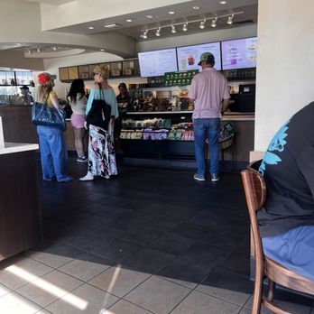 Starbucks - Coffee & Tea Near Me - Los Angeles, California Starbucks - Coffee & Tea Near Me - Los Angeles, California