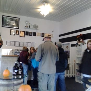 Horseheads Brewing - Tasting room line. - Breweries Near Me - Horseheads, New York