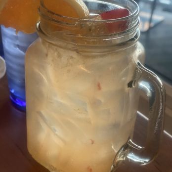 JB's on the Water - Jamestown Sunset. Drink with rum, Sprite, Seltzer, orange, bitters. Not a fan. Seemed watered down. - American Near Me - Jamestown, Rhode Island