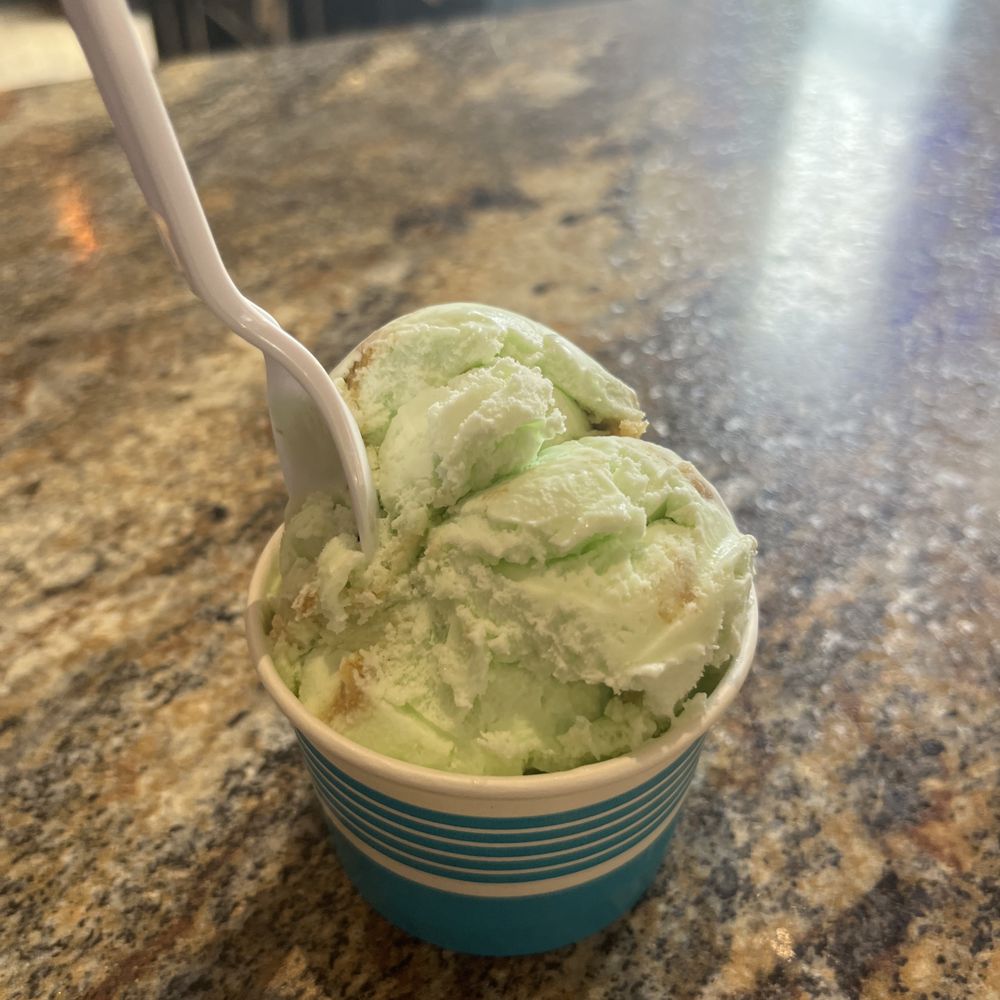 Key lime ice cream