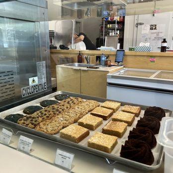 Ruru Baked - Desserts Near Me - Toronto, Ontario