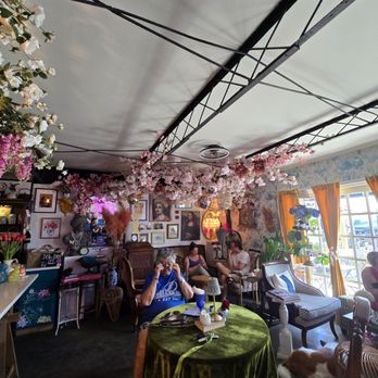 Blooming Floral Cafe - Coffee & Tea Near Me - Tampa, Florida