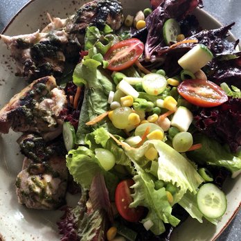 Dyberry Forks - Super fresh salad entree with grilled chicken - New American Near Me - Honesdale, Pennsylvania