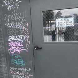 Cutthroat - Back entrance