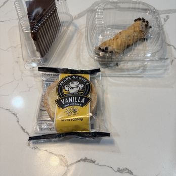 Capo Deli - Cocktail Bars Near Me - Potomac, Maryland