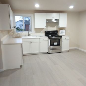 Chalio Fast Pro Construction - a clean kitchen - Roofing Near Me Chalio Fast Pro Construction - a clean kitchen - Roofing Near Me