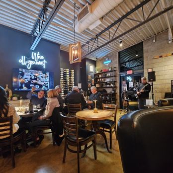 Raven's View - Inside - Pubs Near Me - Cave Creek, Arizona