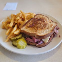 Crossroads Family Restaurant - Corned beef melt without the sauerkraut and thousand island and added mustard. Excellent corned beef sandwich.