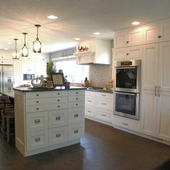Gold Crest Kitchens - Photo - Cabinetry Near Me - Edmonton, Alberta Gold Crest Kitchens - Photo - Cabinetry Near Me - Edmonton, Alberta