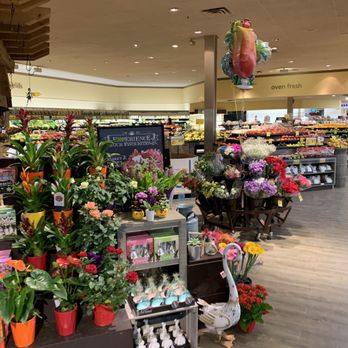 Safeway - a flower shop with a variety of flowers - Grocery Near Me - Hinton, Alberta