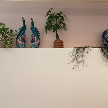 Mamahuhu - Mamahuhu gallery wall - Chinese Near Me - Mill Valley, California