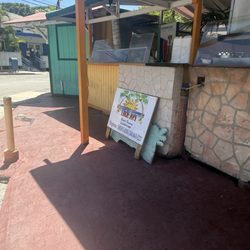 Uncle Joe's Barbecue - Kitchen