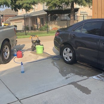 A Helping Hand Mobile Services  - Uses quality products! - Auto Detailing Near Me