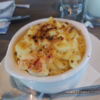 Boca Oyster Bar - Lobster mac 'n cheese - New American Near Me - Bridgeport, Connecticut Boca Oyster Bar - Lobster mac 'n cheese - New American Near Me - Bridgeport, Connecticut