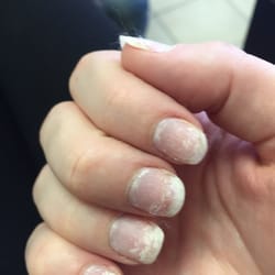 Vicky Nail Salon II - Ruined my nails when scraping off gel