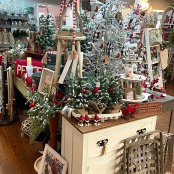 Southern Junk - Christmas decor and gifts - Home Decor Near Me - Jamestown, North Carolina