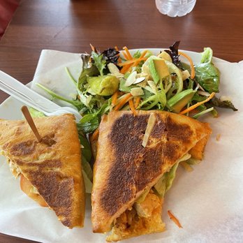 D’Todo Natural - Chicken Chipotle Ciabatta - Juice Bars & Smoothies Near Me - Bell, California D’Todo Natural - Chicken Chipotle Ciabatta - Juice Bars & Smoothies Near Me - Bell, California