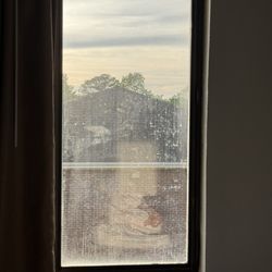 Red Roof Inn & Suites - Dirty and no screen