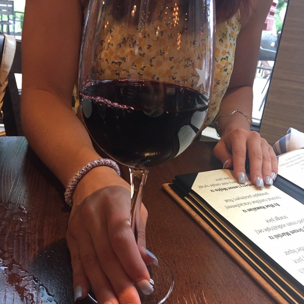 Bistro 1051 - House red - Italian Near Me - Clark, New Jersey