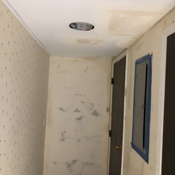 Handy Manny Property Services - Drywall repair and installation. Texture walls and ceiling. - Handyman Near Me Handy Manny Property Services - Drywall repair and installation. Texture walls and ceiling. - Handyman Near Me