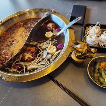Xi Hotpot - Double soup base ( spicy beef tallow, mushroom ) - Hot Pot Near Me - Duluth, Georgia