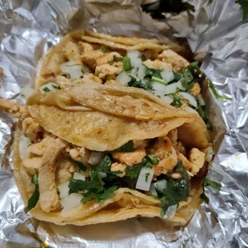 Emiliano's Taqueria - Pollo (chicken) tacos! So tasty! - Tacos Near Me - Columbus, Georgia Emiliano's Taqueria - Pollo (chicken) tacos! So tasty! - Tacos Near Me - Columbus, Georgia