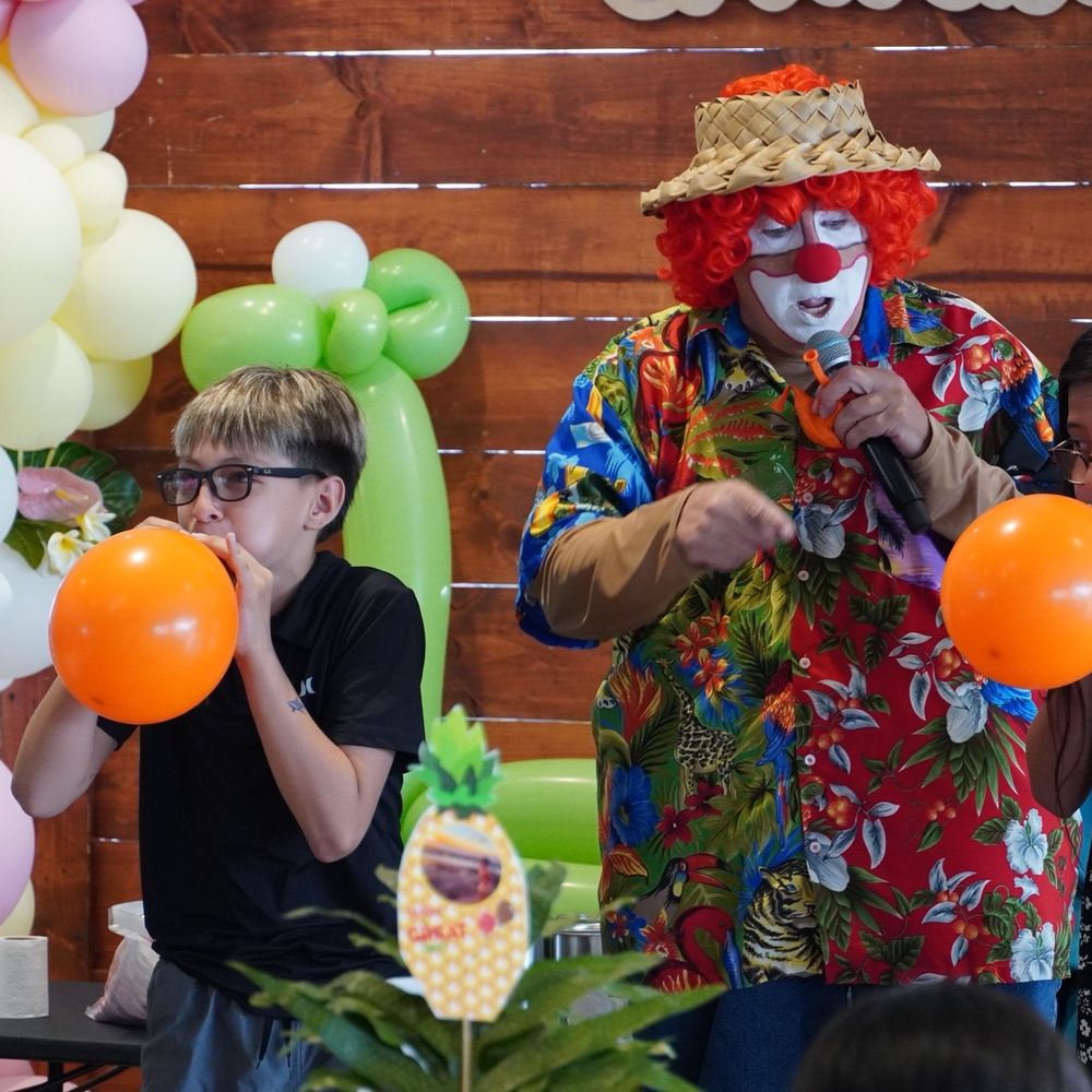 Chris Da Clown - The great balloon challenge. - Clowns Near Me - kapolei, Hawaii Chris Da Clown - The great balloon challenge. - Clowns Near Me - kapolei, Hawaii