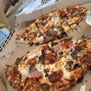 Domino's Pizza - Extravaganza minus green peppers & olives, add bacon & pineapple on half. Hand tossed crust. - Pizza Near Me - Lihue, Hawaii Domino's Pizza - Extravaganza minus green peppers & olives, add bacon & pineapple on half. Hand tossed crust. - Pizza Near Me - Lihue, Hawaii