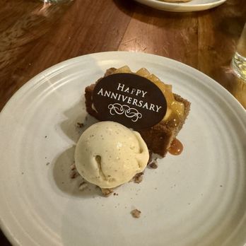MAMA Oakland - Apple Brown Butter Cake - Italian Near Me - Oakland, California MAMA Oakland - Apple Brown Butter Cake - Italian Near Me - Oakland, California