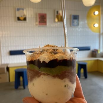 Always Summer Cafe - Dubai Sundae - Ice Cream & Frozen Yogurt Near Me - Lake Forest Park, Washington Always Summer Cafe - Dubai Sundae - Ice Cream & Frozen Yogurt Near Me - Lake Forest Park, Washington