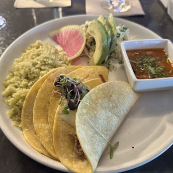Sueño Coctelería Mexicana - Brisket tacos, rice and beans - Mexican Near Me - Richardson, Texas Sueño Coctelería Mexicana - Brisket tacos, rice and beans - Mexican Near Me - Richardson, Texas