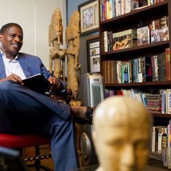 MFields Photography - Dr. Shane in his office