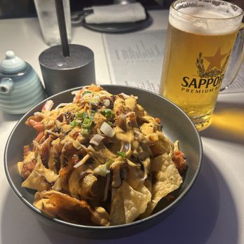 Glass Box San Diego - Poke Nacho - Seafood Near Me - San Diego, California Glass Box San Diego - Poke Nacho - Seafood Near Me - San Diego, California