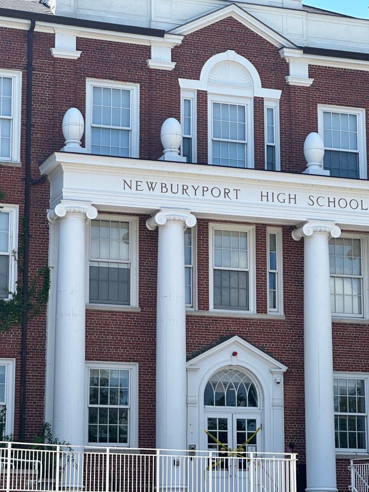 NEWBURYPORT HIGH SCHOOL Updated January 2026 241 High St