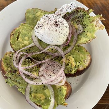 High Hand Cafe - Avocado toast on soft pretzel - New American Near Me - Loomis, California High Hand Cafe - Avocado toast on soft pretzel - New American Near Me - Loomis, California