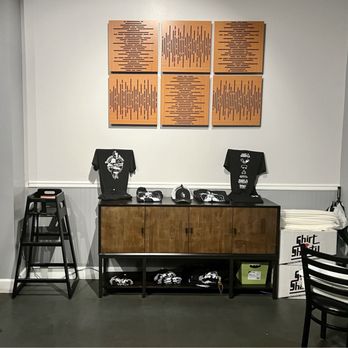 5B Barbeque and Brews - Behind the counter - Barbeque Near Me - Greensboro, Georgia