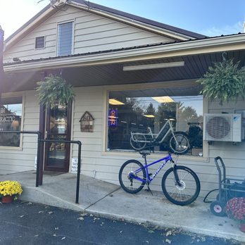 Leading Edge Cyclery - Bike Repair/Maintenance Near Me - Lebanon, Pennsylvania Leading Edge Cyclery - Bike Repair/Maintenance Near Me - Lebanon, Pennsylvania